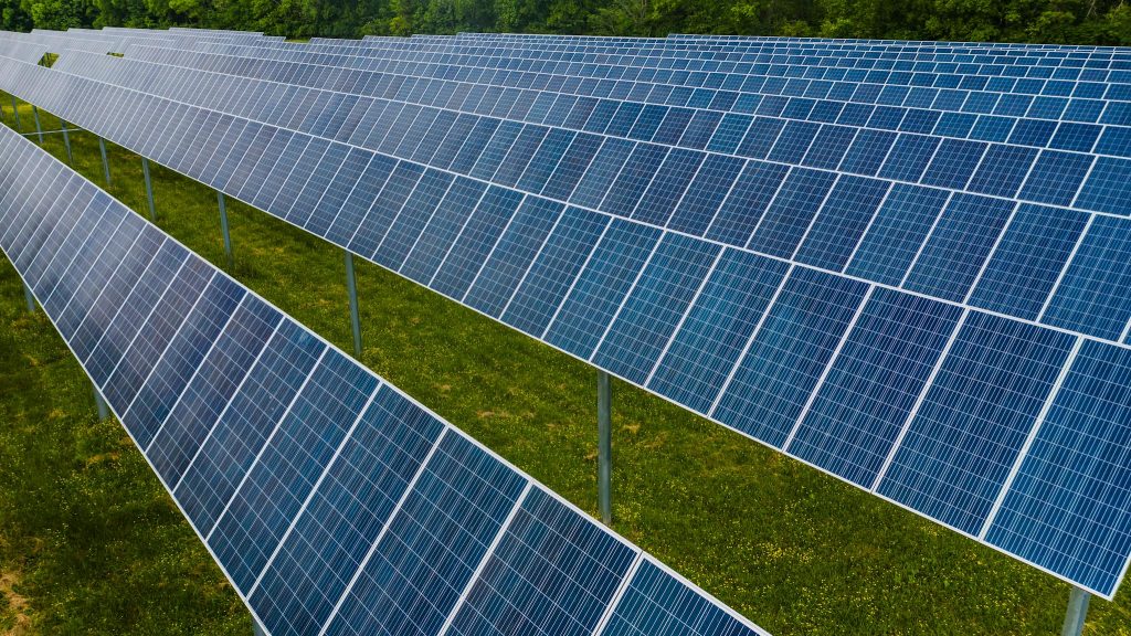 Proceso de instalación de paneles solares en Puerto Rico